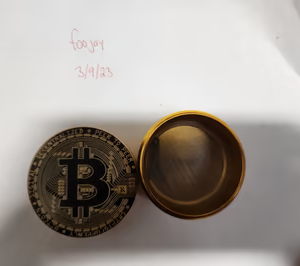 Bitcoin themed 4 piece grinder